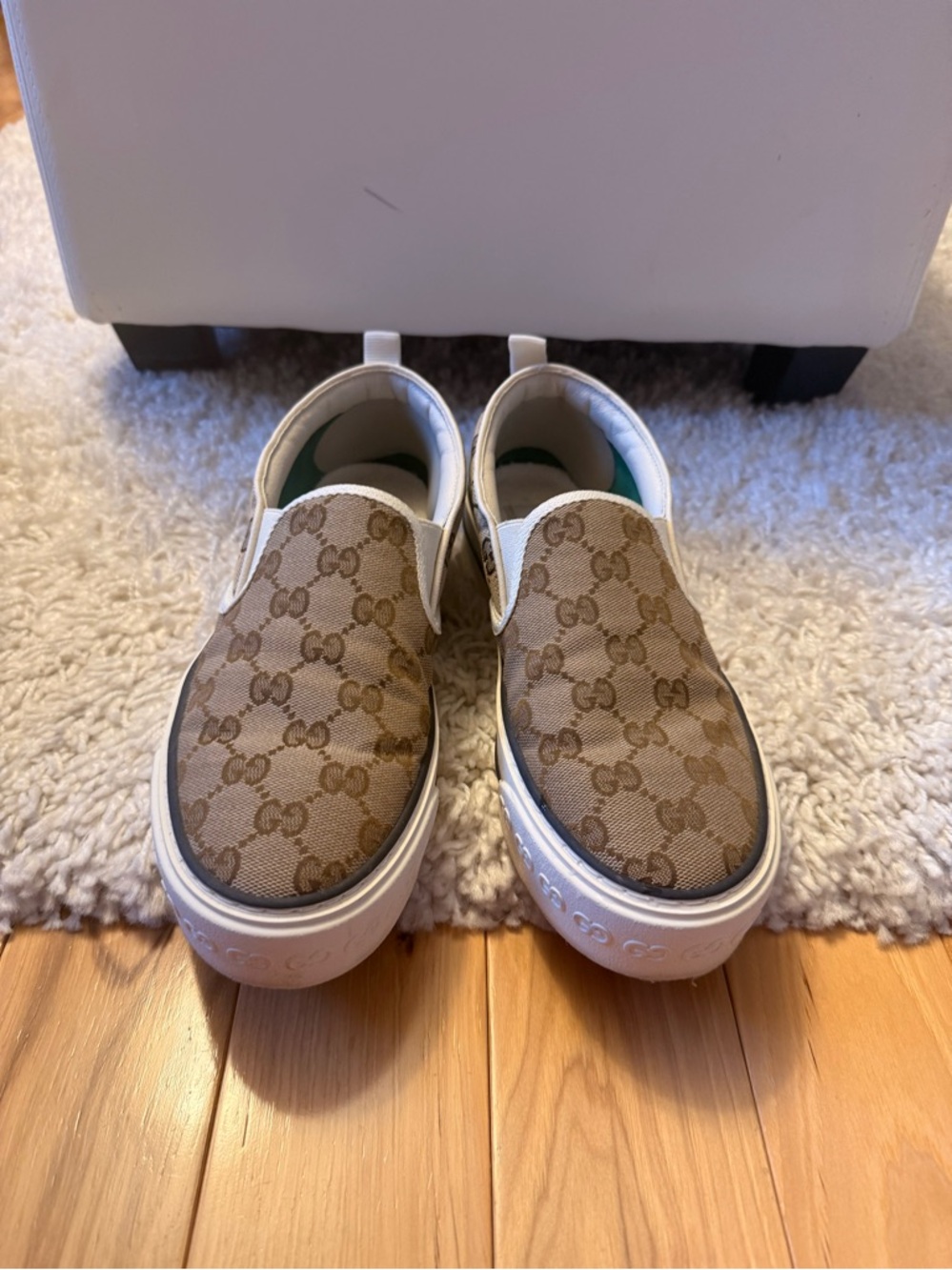 Gucci Sneakers - Picture 3 of 8